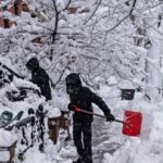 northeast-us.-rushes-to-clear-piles-of-snow-as-fresh-storm-approaches