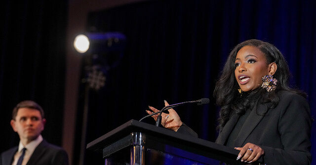 poll:-texas-democrat-rep.-jasmine-crockett-ahead-of-james-talarico-by-12-points