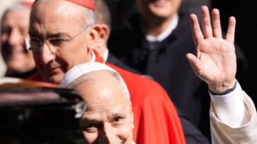 watch:-tom-homan-rebukes-pope-leo,-‘doesn’t-understand…-illegal-migration’