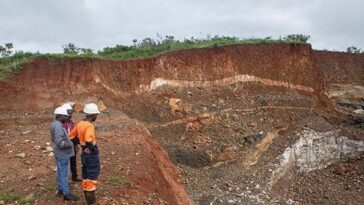 zimbabwe-bans-mineral-exports-due-to-‘continued-malpractices’