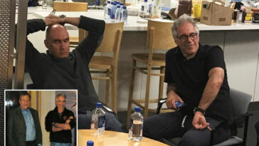 harvard-professor-martin-nowak-put-on-leave-over-epstein-links-after-larry-summers’-resignation