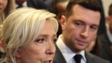 le-pen-says-she-won’t-stand-for-presidential-election-if-court-orders-her-to-wear-ankle-monitor