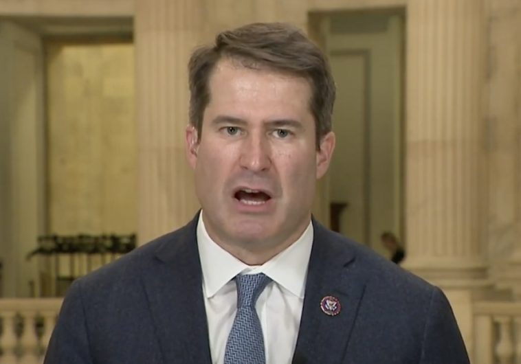 arrest-him:-democrat-congressman-caught-harboring-an-illegal-alien-in-his-office-to-‘protect’-lawbreaker-from-police-during-trump’s-state-of-union-speech