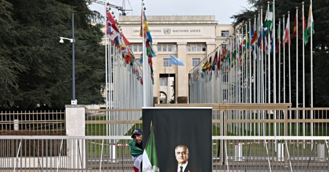 us.-and-iran-kick-off-nuclear-talks-in-geneva-amid-fears-of-military-conflict