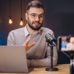 bold-right-wing-truth-teller-very-carefully-chooses-words-so-as-not-to-speak-truths-that-would-anger-own-audience