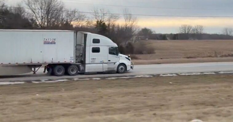 update:-semi-truck-seen-speeding-down-the-wrong-way-on-missouri-highway-is-owned-by-somali-in-minnesota-named-abdiwali-ahmed
