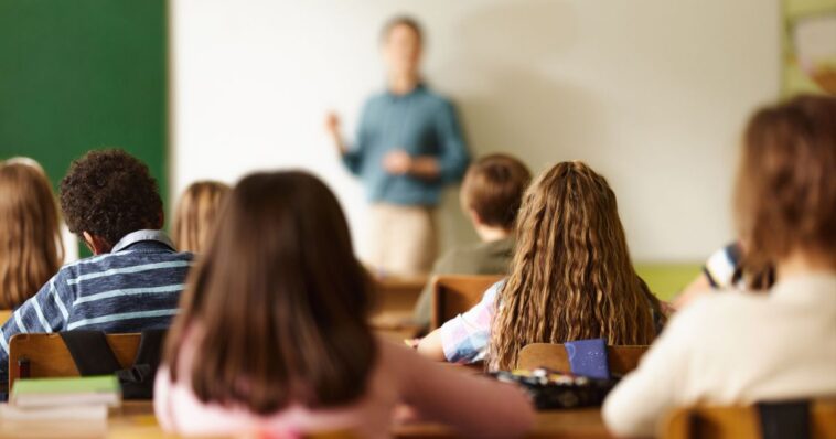 covid-hangover:-new-research-suggests-most-schools-haven’t-recovered-from-lockdowns,-and-the-academic-numbers-are-devastating