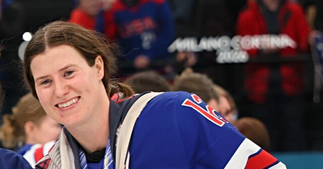 us.-women’s-hockey-star-confirms-logistics-not-trump-joke-stopped-team-attending-state-of-the-union