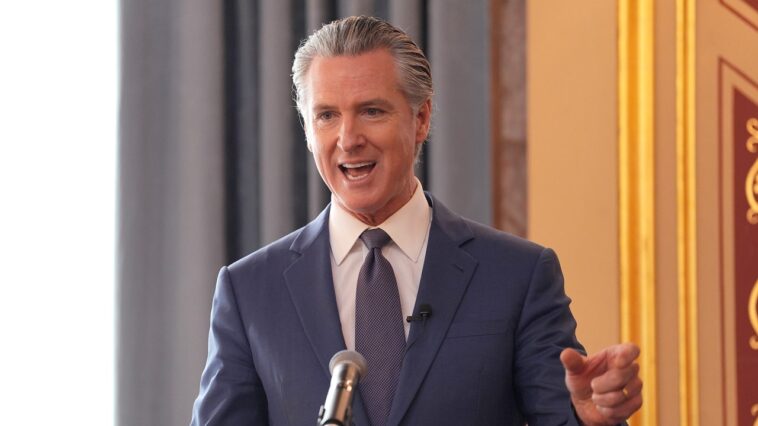 newsom-staffer-who-told-california-reporter-to-‘f—-off’-is-raking-in-massive-taxpayer-funded-salary