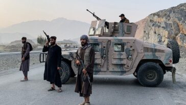 pakistan-says-it-is-‘open-war’-with-afghanistan-after-border-attacks