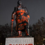 ‘zionist-war-criminal’:-palestine-activists-vandalise-churchill-statue-at-parliament