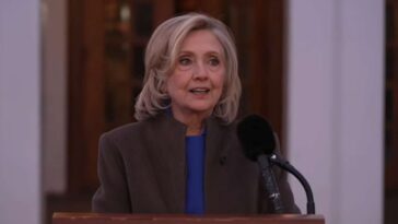 hillary-clinton-says-she-only-recalls-meeting-epstein-that-one-time-when-she-murdered-him