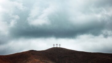 ‘the-earth-shook’:-geologists-say-they-have-confirmed-earthquake-around-time-of-jesus’-death-as-quoted-in-scripture