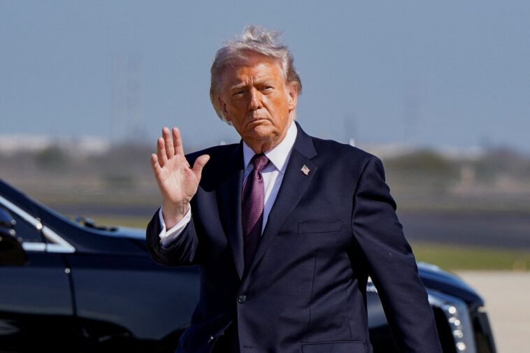 trump-claims-he-improved-‘sex-life’-of-‘big,-tough’-nypd-cop