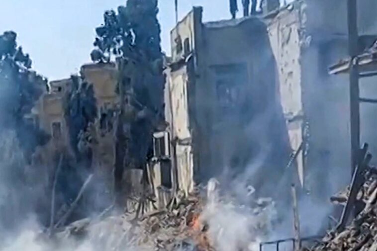 trump-goes-‘big’:-early-strikes-tell-aims-of-‘massive’-attack-on-iranian-missiles,-leadership