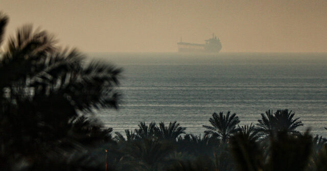 iran’s-terrorist-revolutionary-guard-blocks-strait-of-hormuz