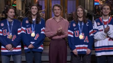 us-women’s-hockey-star-hilary-knight-delivers-joke-on-‘snl’-over-trump’s-white-house-visit-quip
