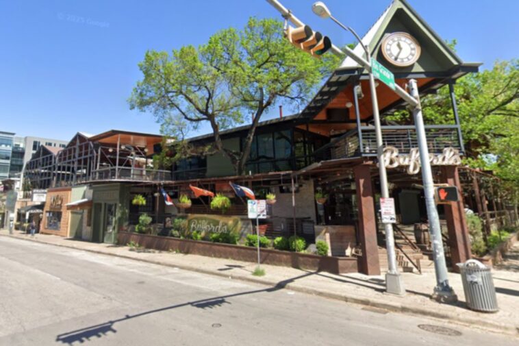 3-dead,-14-injured-in-texas-bar-mass-shooting