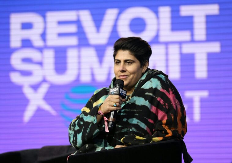 ‘wake-up’:-iranian-democrat-blasts-her-own-party’s-iran-strike-backlash