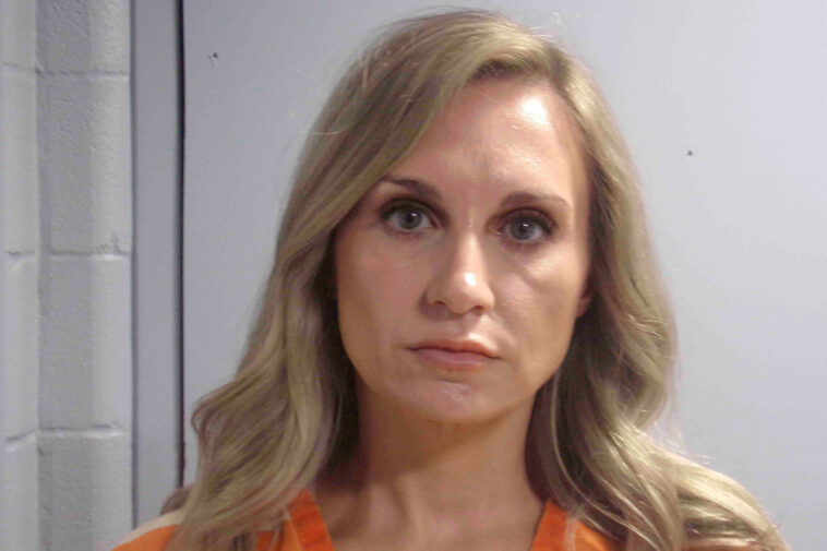 pervy-mayor’s-kids-told-cops-that-they-caught-her-romping-with-teen-boy-at-boozy-pool-party