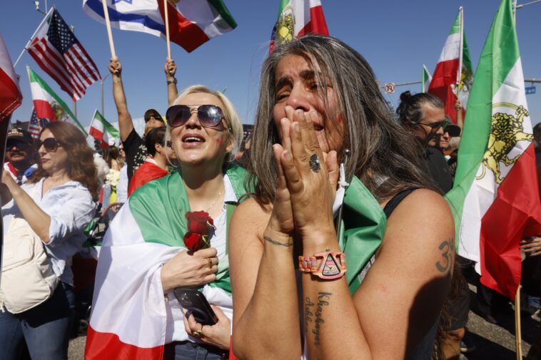 thousands-of-iranian-americans-descend-on-la-for-second-day-of-celebrations-after-ayatollah-killed