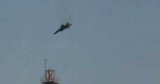 three-f-15e-eagles-downed-in-kuwait-in-‘friendly-fire-incident’,-pilots-eject-safely-says-local-authorities