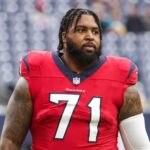 texans-trade-rt-howard-to-browns,-source-says