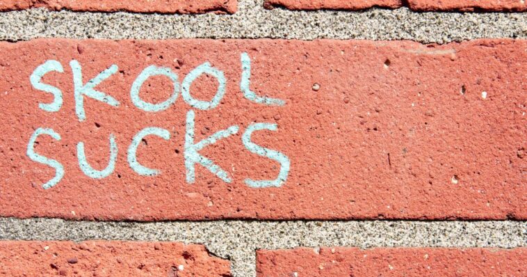 this-chicago-school-is-92%-empty-and-spends-$93k-per-student-–-you’ll-be-sick-to-learn-how-many-of-them-read-proficiently