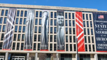 department-of-education-honors-charlie-kirk-with-banner-as-part-of-america’s-250th-birthday-celebration:-‘heroes-in-american-education’