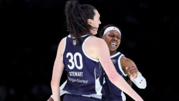 phantom,-mist-put-on-show,-set-for-unrivaled-final