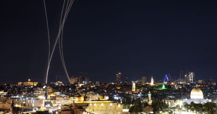 watch:-first-ever-footage-of-israel’s-‘iron-beam’-laser-weapon-in-wartime-–-this-will-drive-the-unhinged-‘jewish-space-laser’-crowd-insane
