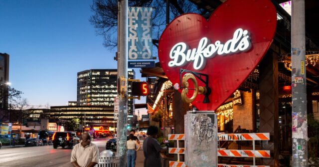 guns-used-in-austin-bar-shooting-purchased-legally-in-2017