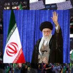 “he-is-a-liberator”-free-iranians-thank-trump,-but-shia-muslims-chant-“death-to-america”