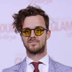 spanish-actor-aldo-comas-calls-out-celebrities-wearing-‘free-palestine’-pins-while-staying-silent-on-iran