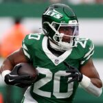 jets’-breece-hall-posts-cryptic-message-after-the-team-makes-$14-million-decision-on-his-future