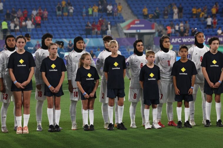 iranian-women’s-soccer-team-stands-silent-during-national-anthem