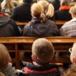 pennsylvania-church’s-viral-policy-welcoming-‘loud’-children-prompts-online-debate