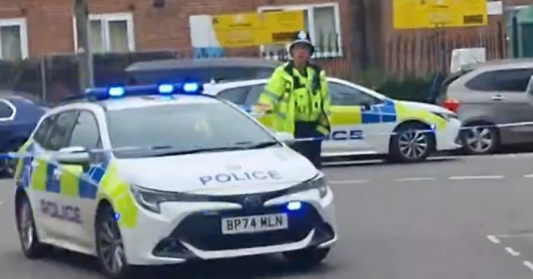 counter-terror-police-respond-to-stabbing-near-catholic-primary-school-in-uk.