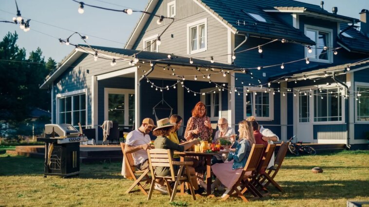 13-easy-backyard-upgrades-to-refresh-your-outdoor-space,-starting-at-$20