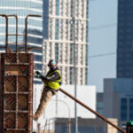 private-payrolls-jump-by-63,000-in-february,-much-more-than-expected