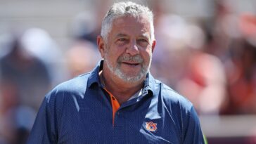 bruce-pearl-wonders-whether-akron-is-better-than-undefeated-miami-(ohio)