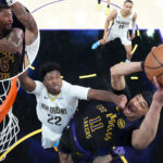 jaxson-hayes,-marcus-smart-level-up-in-lakers-victory-over-pelicans