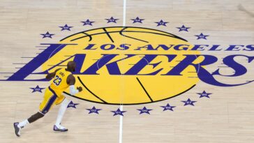 lakers-continue-organizational-overhaul,-hire-another-dodgers-executive