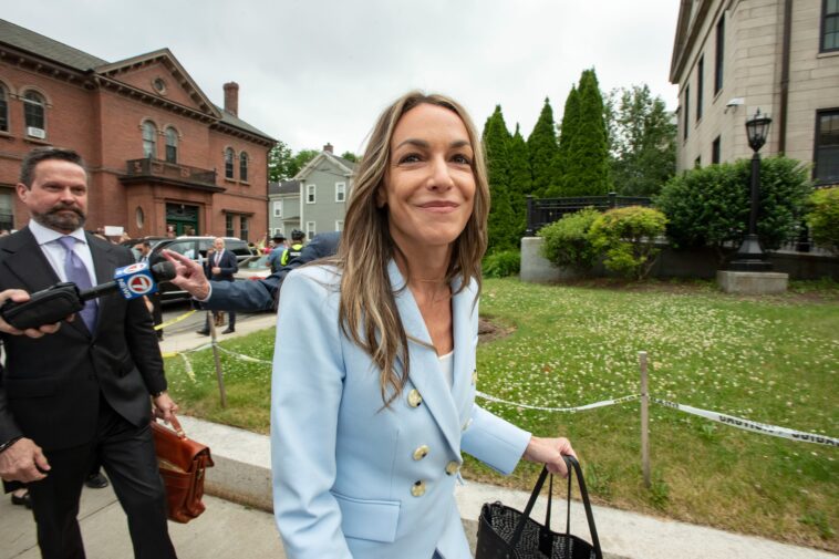 karen-read-claims-lawyer-for-dead-cop-boyfriend’s-family-‘fabricated’-her-phone-seizure-reaction