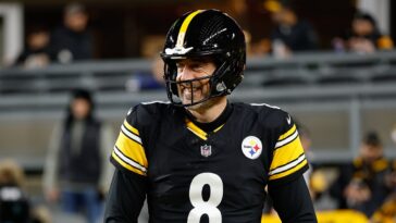 aaron-rodgers-gives-cheeky-response-when-asked-about-reasons-to-work-out