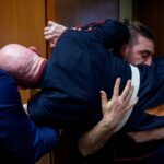 graphic-video:-unhinged-antiwar-protestor’s-arm-snaps-on-camera-(with-a-loud-crack)-as-ex-marine-us-sen.-sheehy-joins-security-to-take-him-down