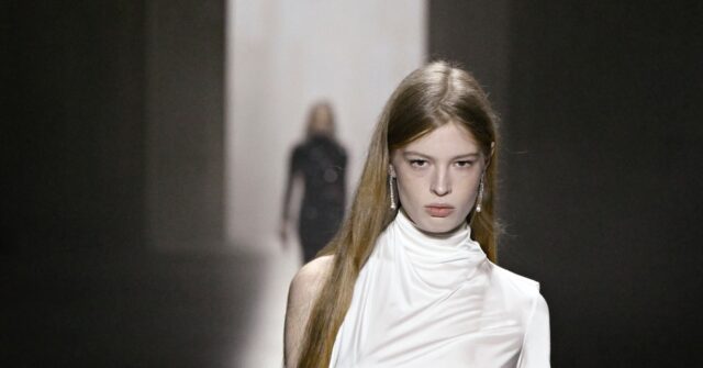 video:-rihanna-recruits-elon-musk’s-transgender-son-to-model-women’s-sports-bras