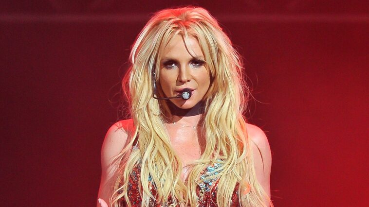 britney-spears-arrested-in-california-after-late-night-incident