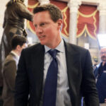 cinemark-ceo-glad-paramount-won-warner-bros.-bidding-war:-great-for-movie-theaters