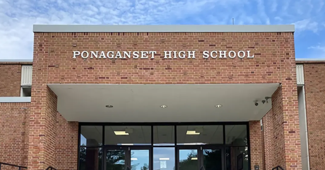 charged:-married-gym-teacher,-39,-allegedly-seduced-her-17-year-old-student-—-‘i-can’t-believe-i’m-doing-this’